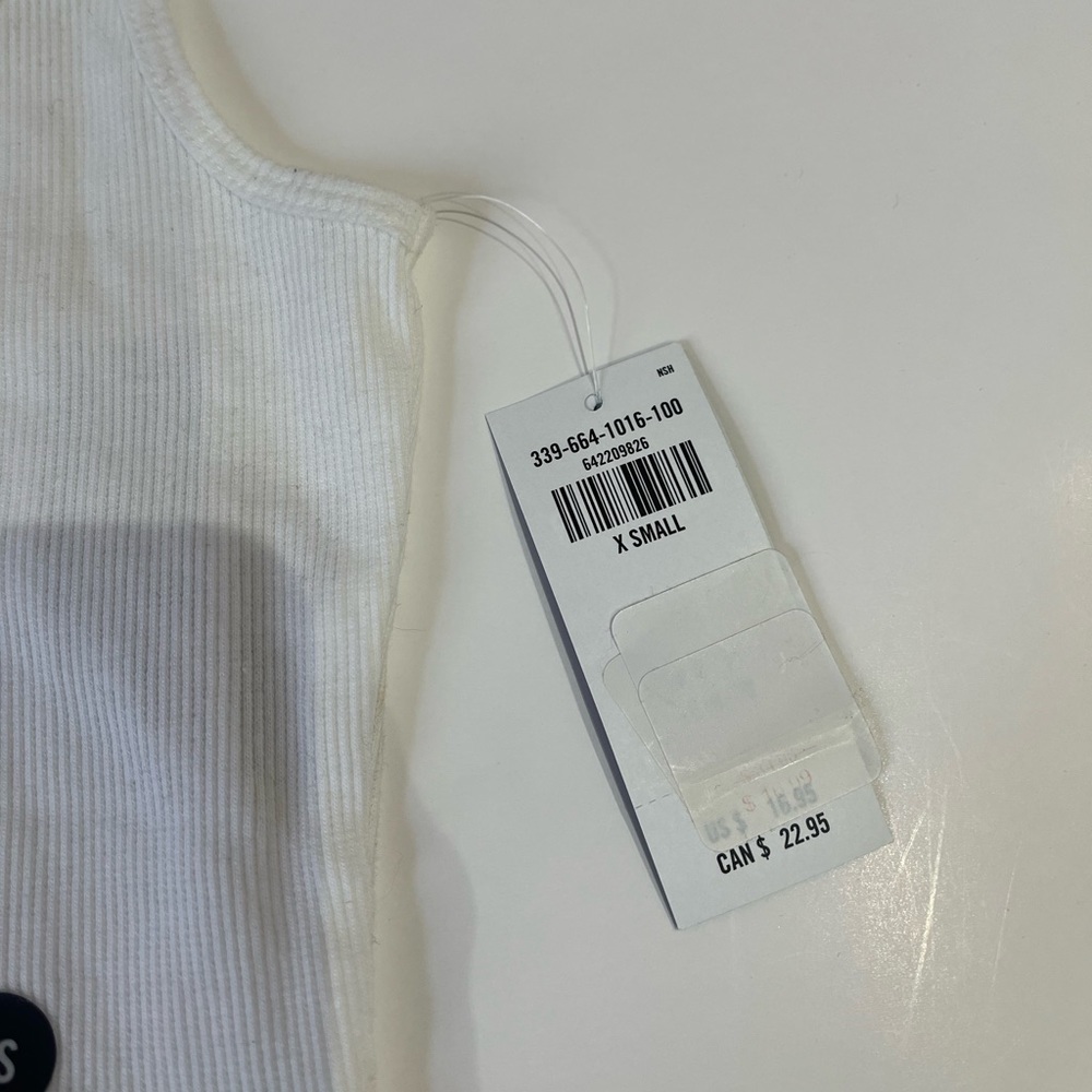 hollister basic tank - Picture 2 of 2